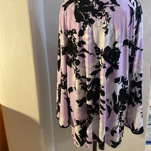 Tunic - Picture 7 of 12